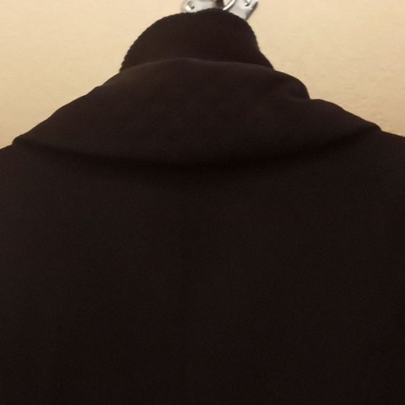 Jones New York Black Puffer Coat - Picture 8 of 15